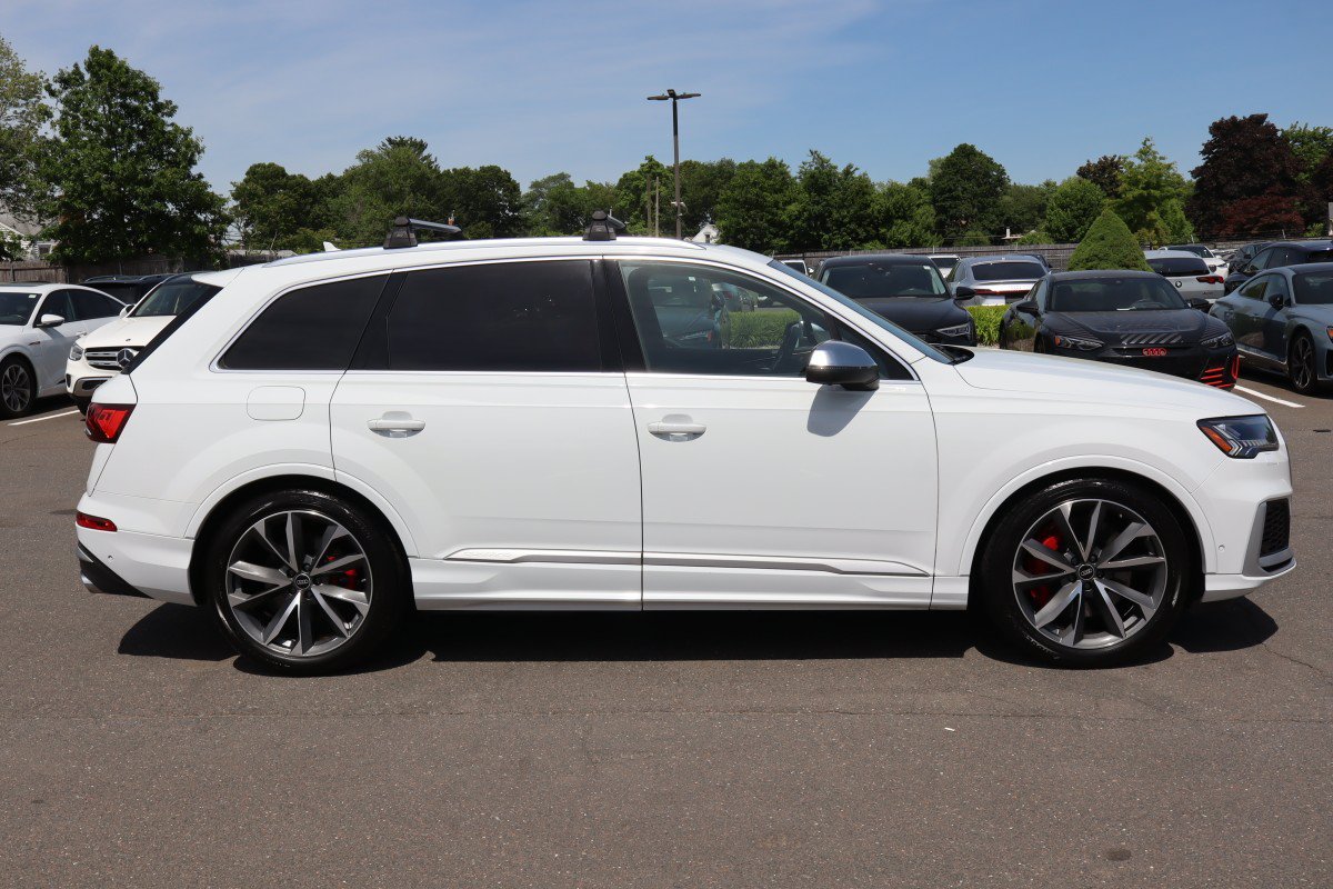 Used 2022 Audi SQ7 Prestige w/ Prestige Package AWD/4WD image 4