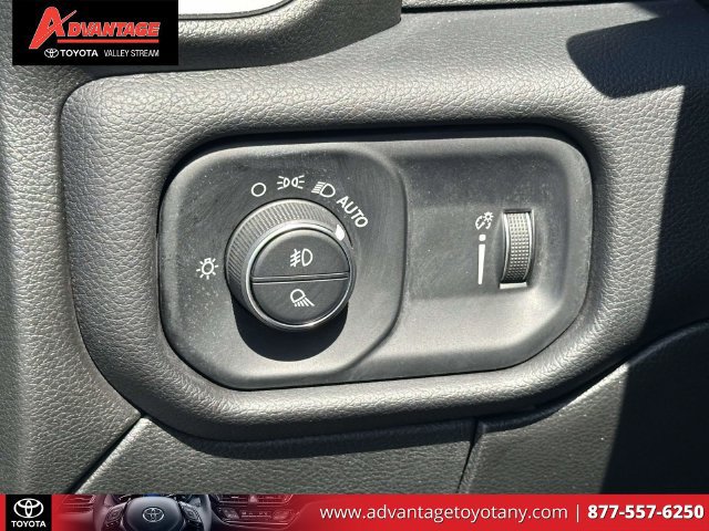 Used 2024 RAM 2500 Big Horn w/ Night Edition AWD/4WD image 24