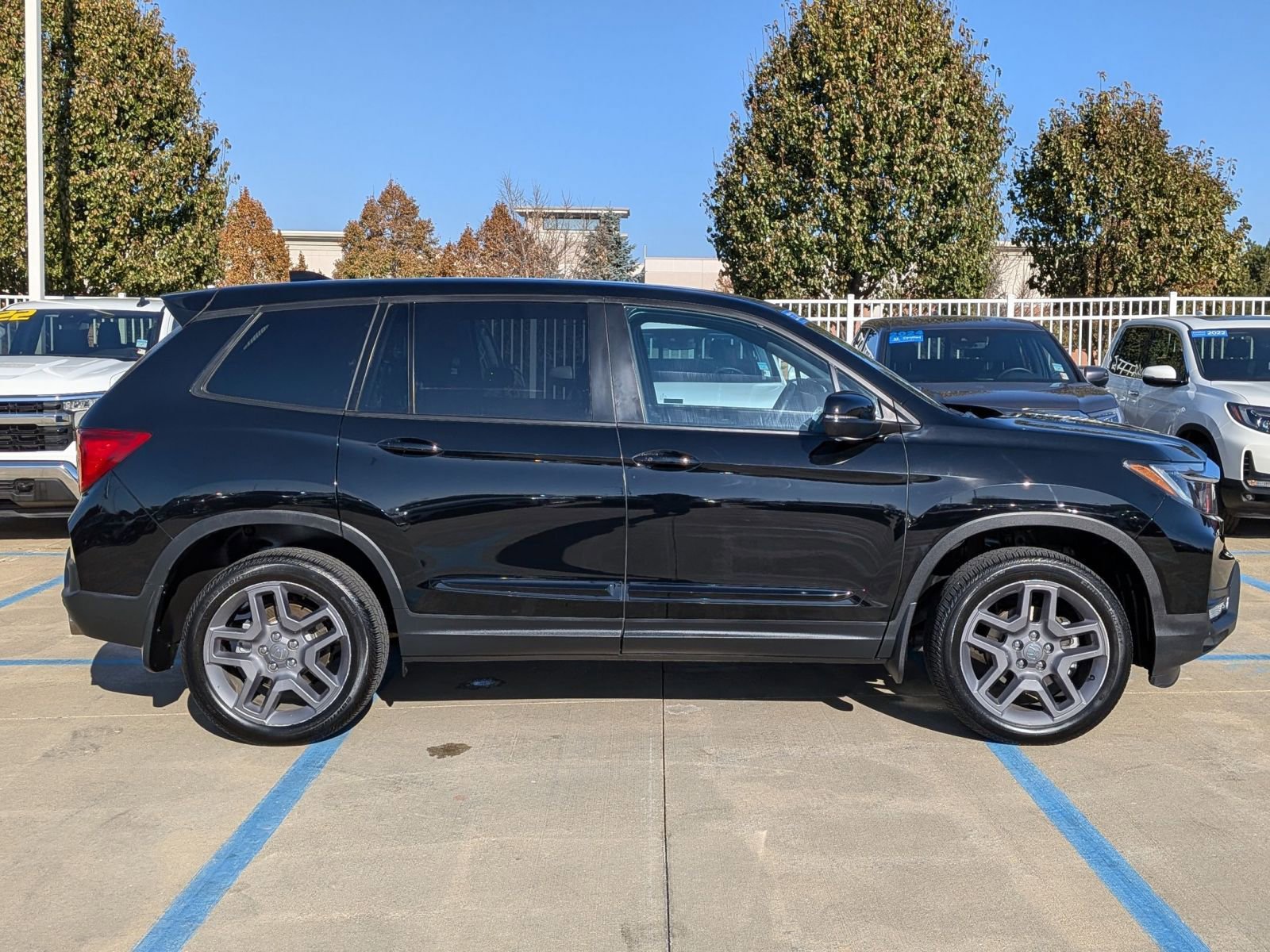 Certified 2023 Honda Passport EX-L image 5