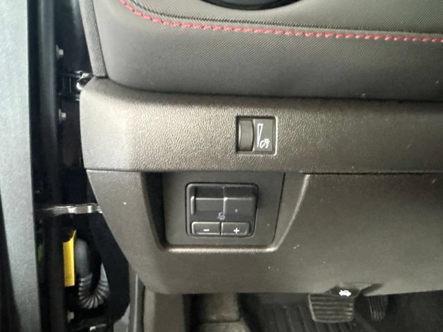 Used 2024 Chevrolet Colorado Z71 w/ LPO, Dark Essentials Package AWD/4WD image 14