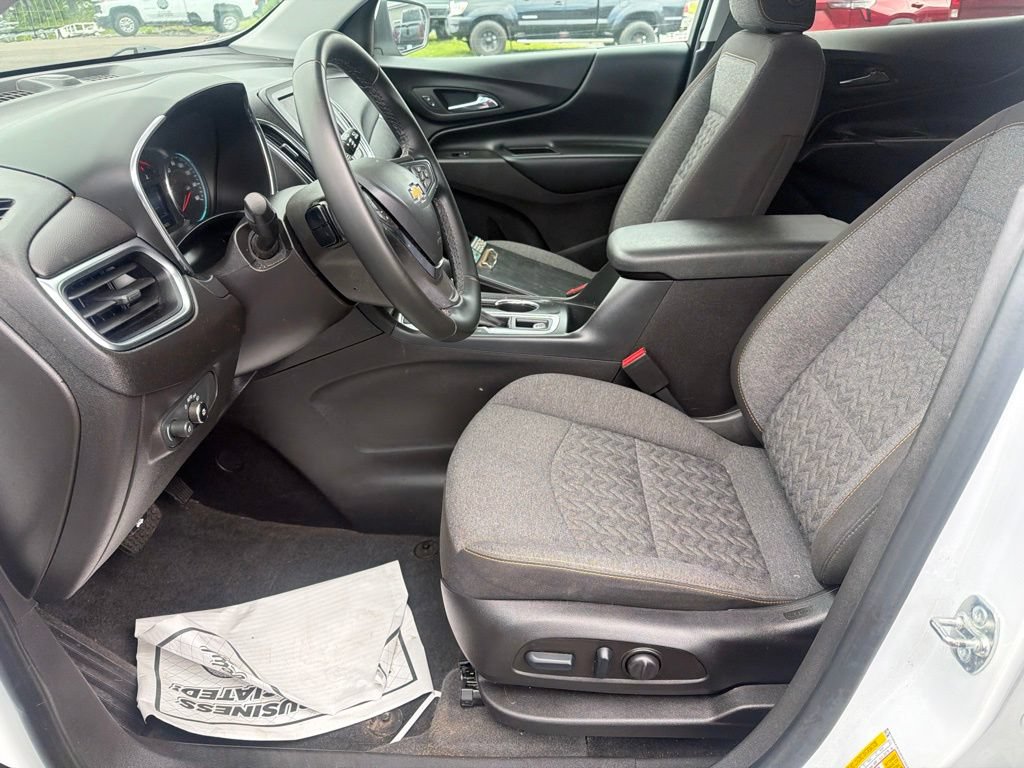 Used 2024 Chevrolet Equinox LT w/ LPO, Floor Liner Package AWD/4WD image 11