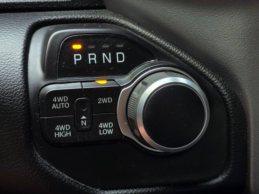Used 2020 RAM 1500 Big Horn AWD/4WD image 32