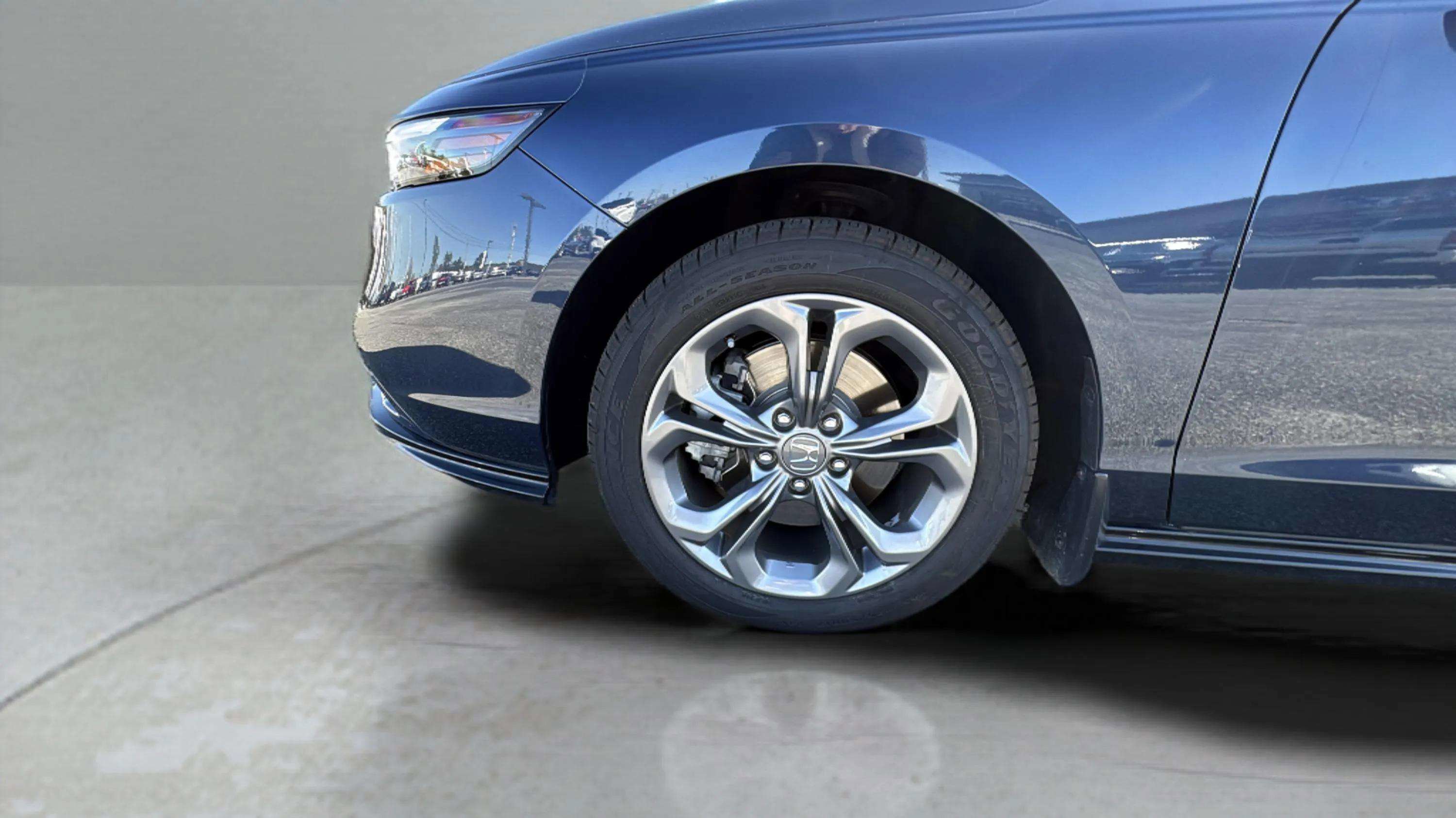 Used 2024 Honda Accord EX-L image 16