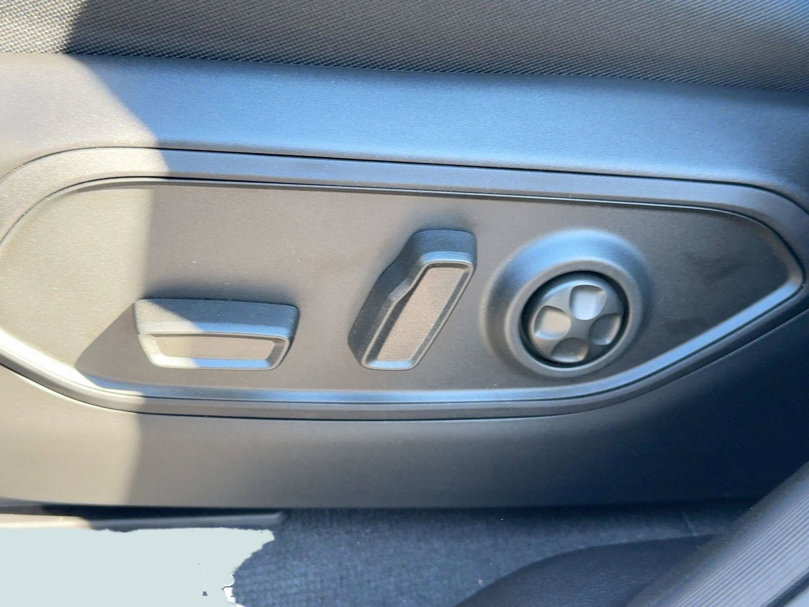 New 2025 Jeep Grand Cherokee Laredo X image 12