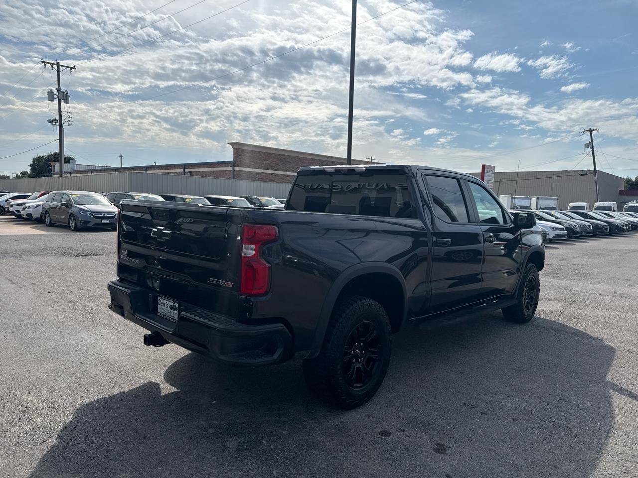 Used 2022 Chevrolet Silverado 1500 ZR2 w/ Technology Package AWD/4WD image 6