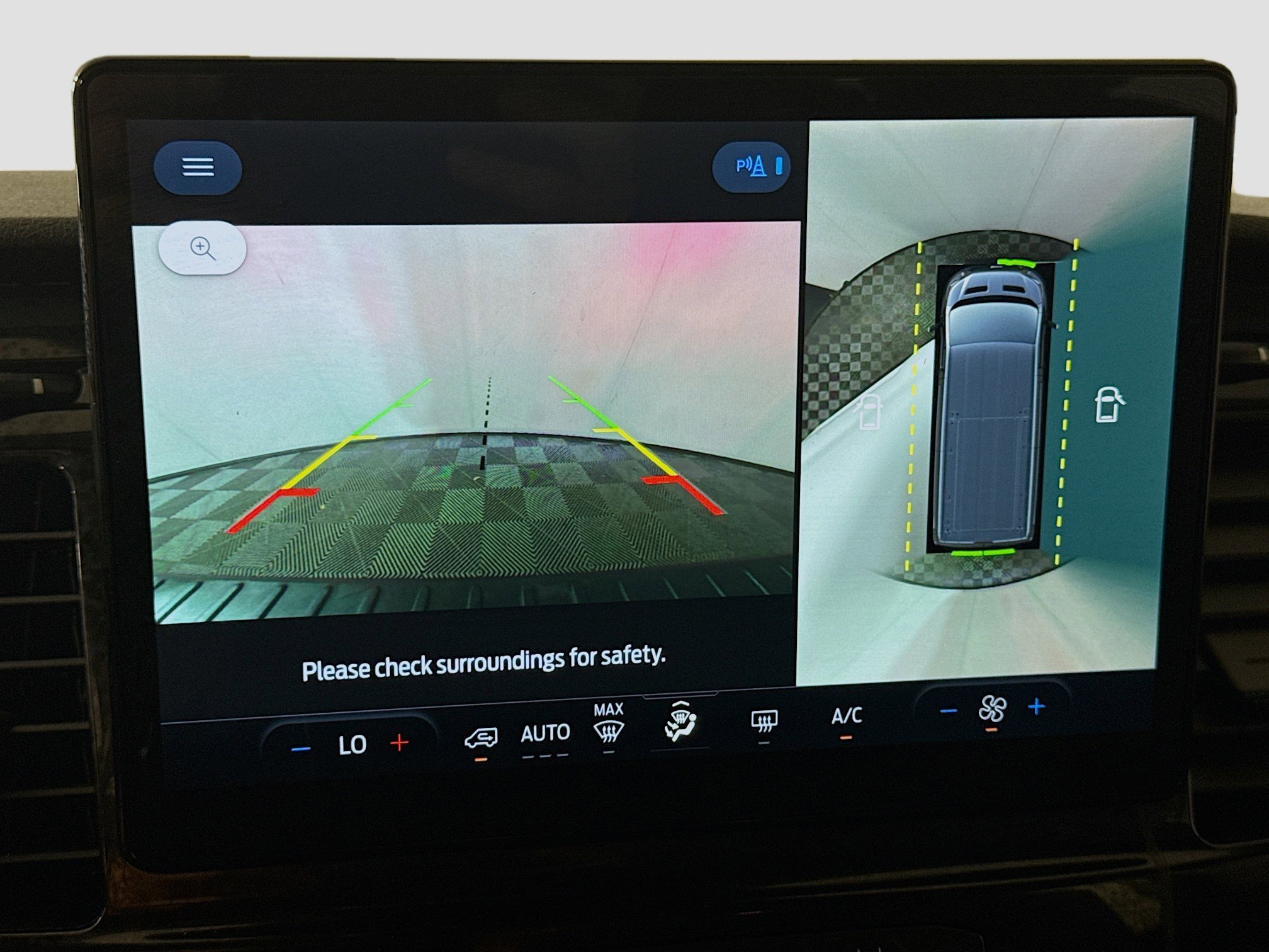 Used 2023 Ford Transit 350 XLT image 20