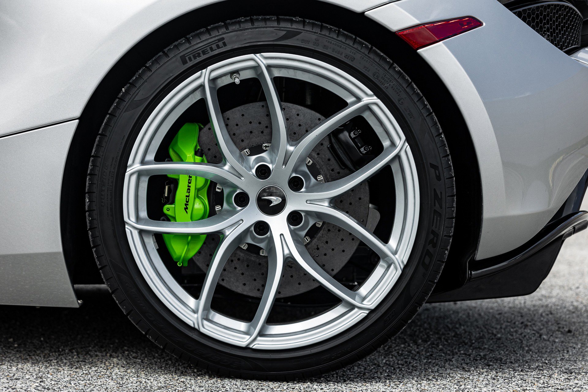 Used 2020 McLaren 720S Luxury RWD image 19