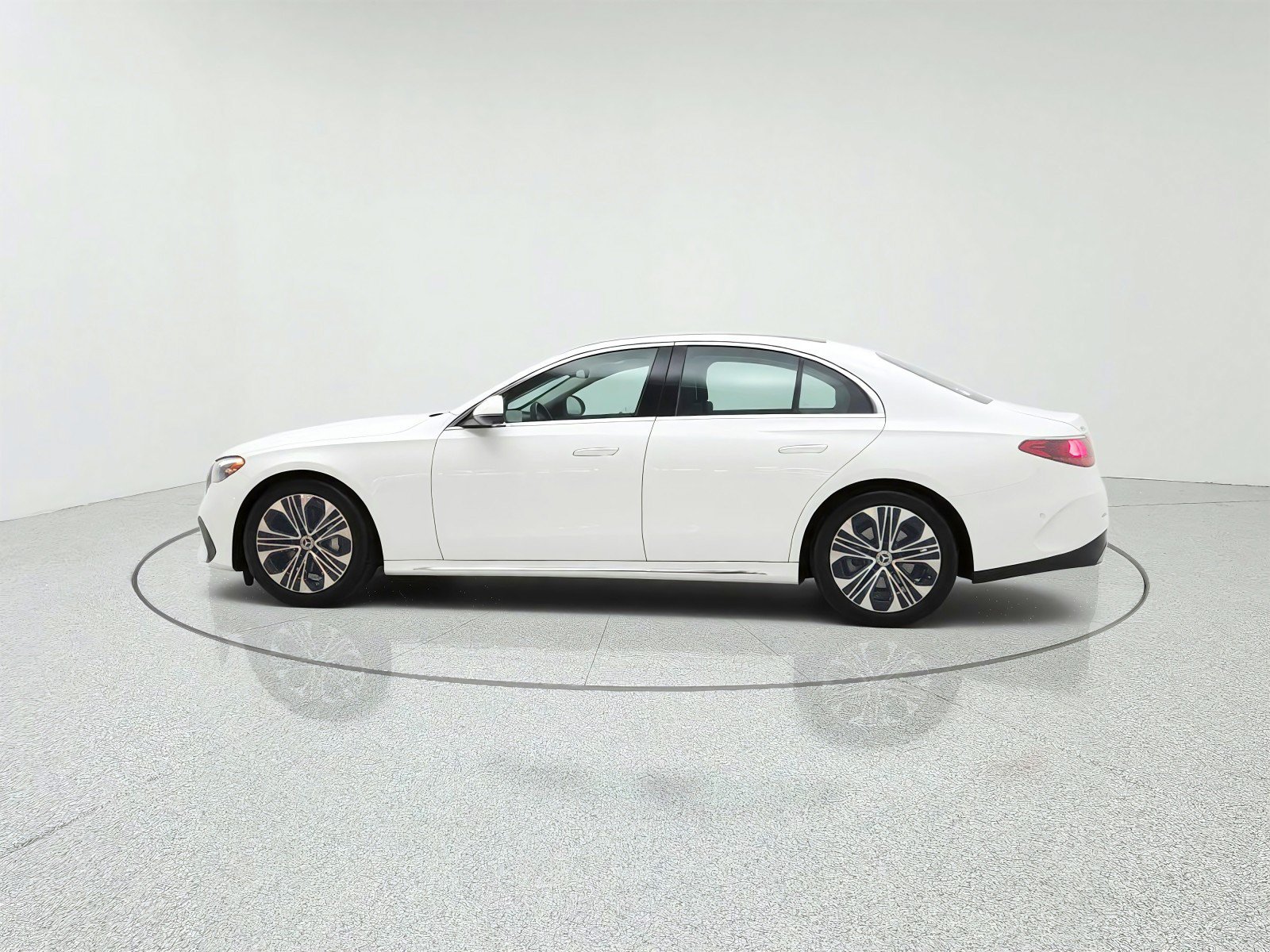 Certified 2024 Mercedes-Benz E 350 4MATIC Sedan image 8