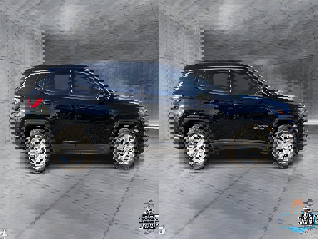 Certified 2022 Jeep Compass Latitude image 7