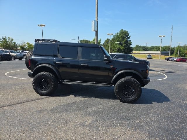 Used 2024 Ford Bronco Badlands AWD/4WD image 2