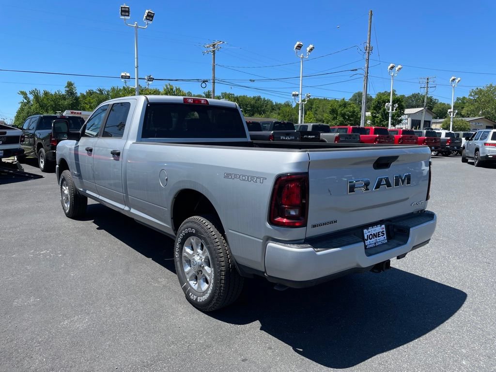 New 2026 RAM 3500 Big Horn AWD/4WD image 4