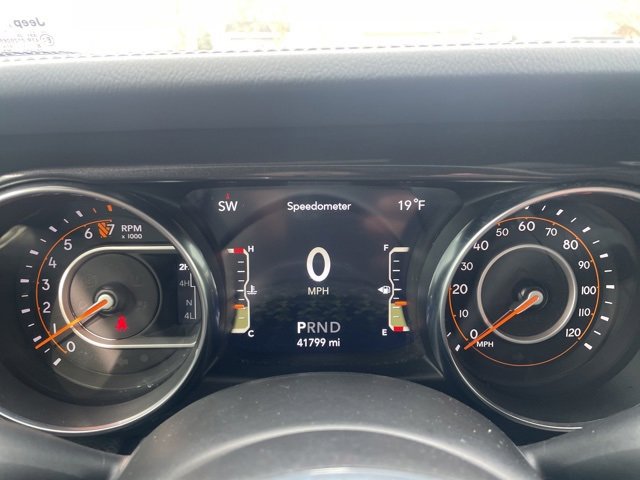 Used 2022 Jeep Wrangler Unlimited Sahara image 22