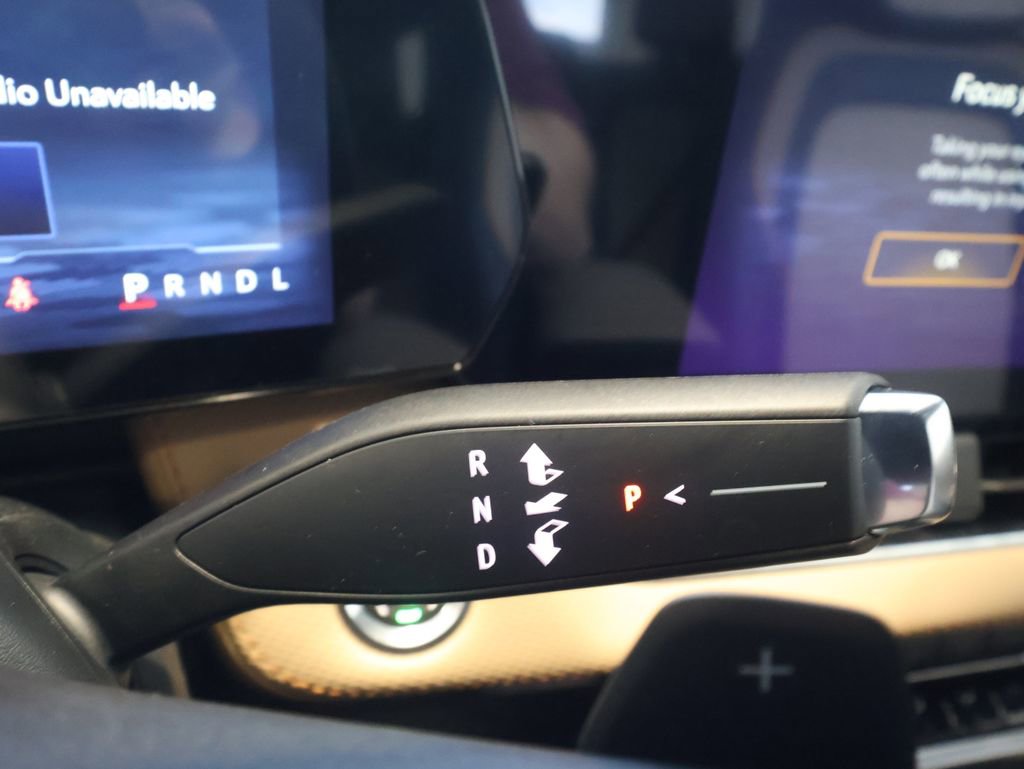 New 2026 Chevrolet Equinox ACTIV w/ Safety and Technology Package image 17