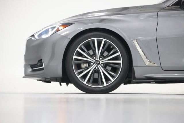 Used 2021 INFINITI Q60 3.0t Luxe w/ Essential Package RWD image 12