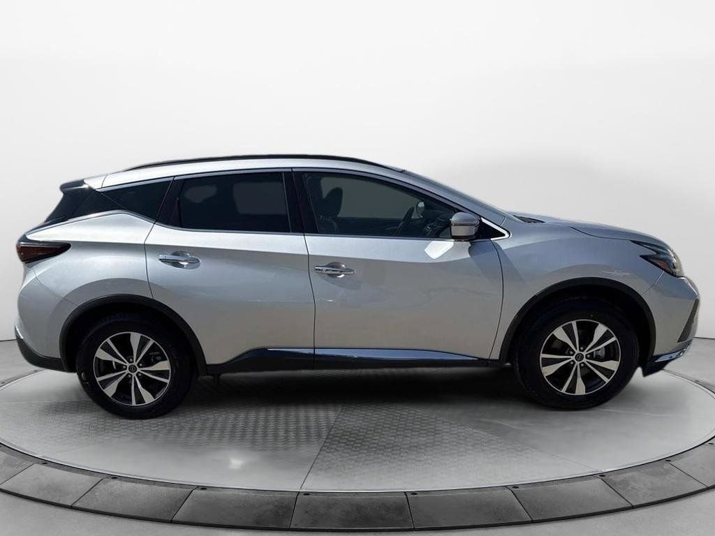 Used 2024 Nissan Murano SV image 2