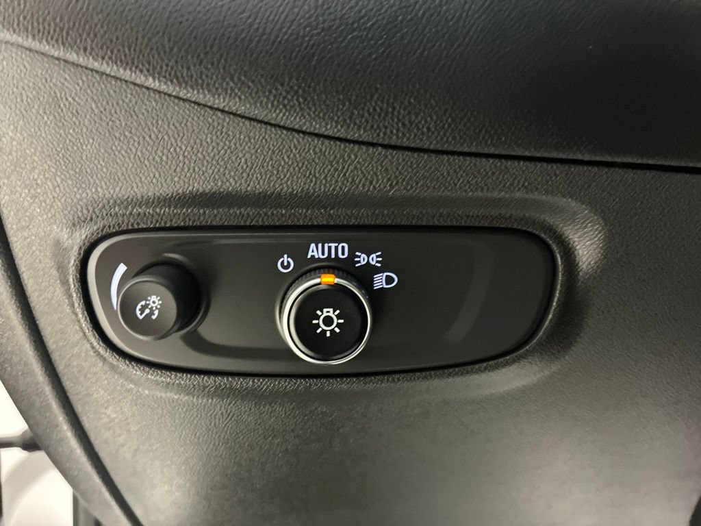 Used 2022 Chevrolet Equinox LT FWD image 18