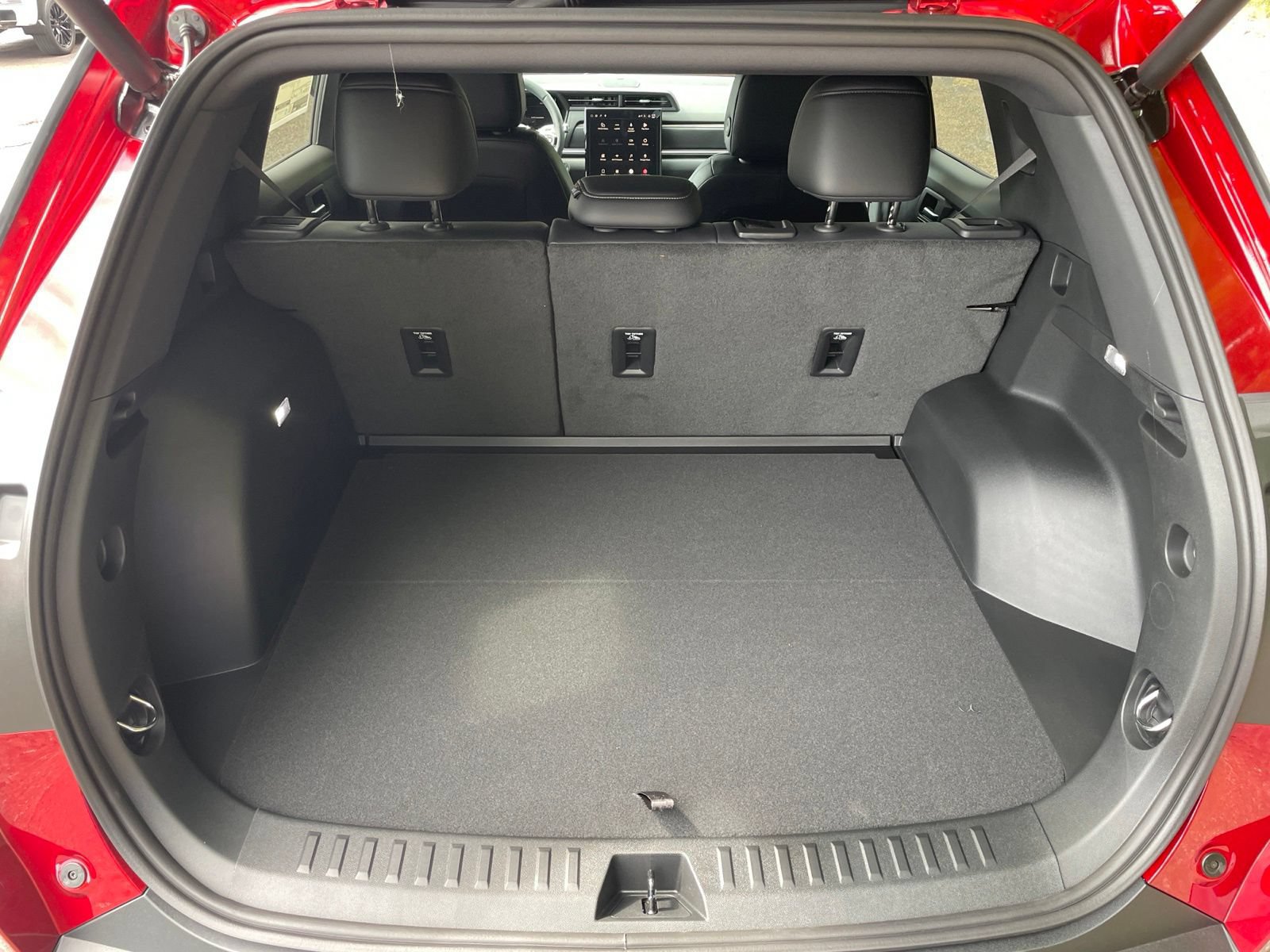 New 2027 GMC Terrain Elevation w/ Elevation Premium Package FWD image 40