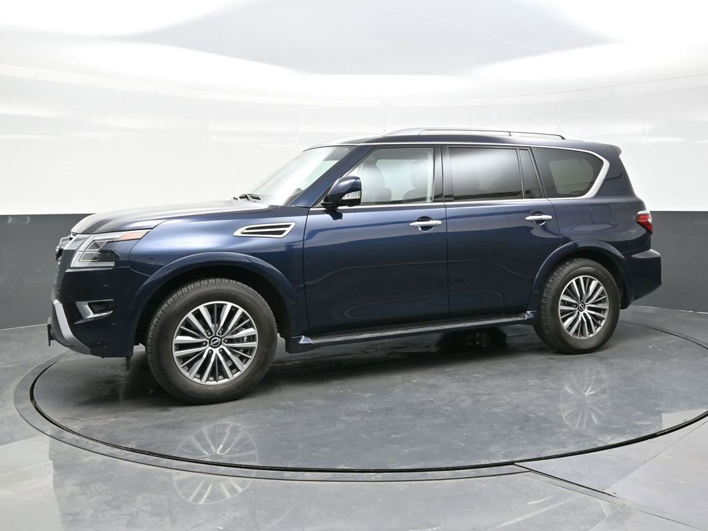 Used 2024 Nissan Armada SL w/ Captain's Chairs Package image 3