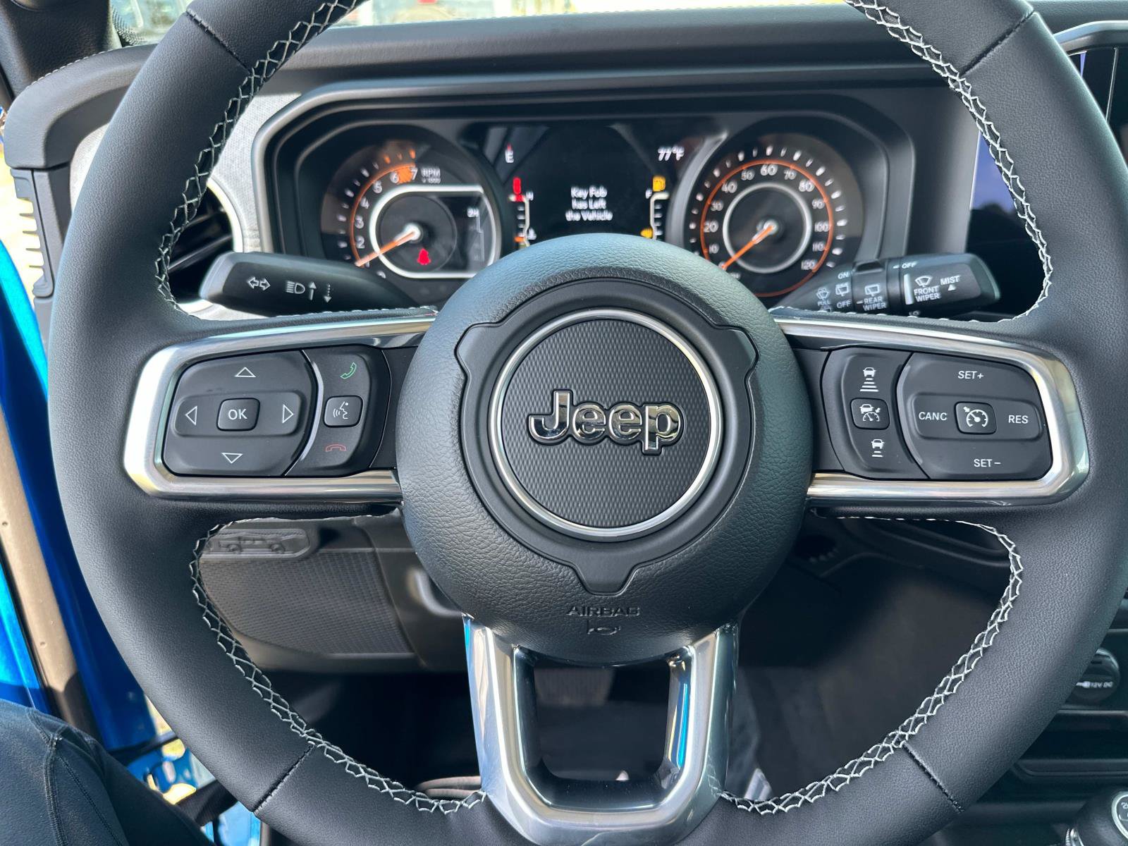New 2025 Jeep Wrangler Unlimited Sahara AWD/4WD image 24