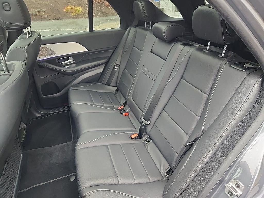 Used 2025 Mercedes-Benz GLE 350 4MATIC image 46