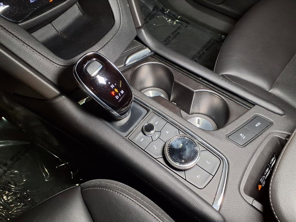 Certified 2022 Cadillac XT6 Premium Luxury image 6