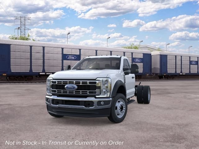 New 2026 Ford F550 4x4 Regular Cab Super Duty image 3