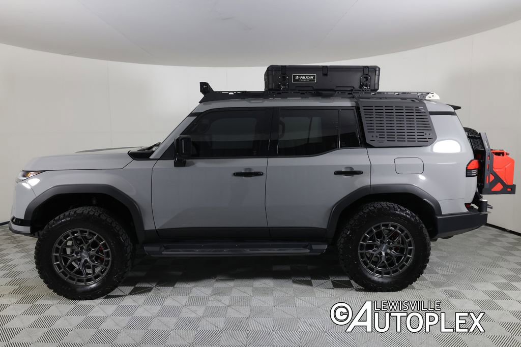 Used 2024 Lexus GX 550 AWD/4WD image 9