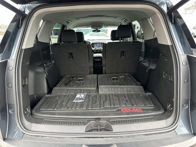 Used 2020 GMC Acadia SLE w/ Driver Convenience Package image 11