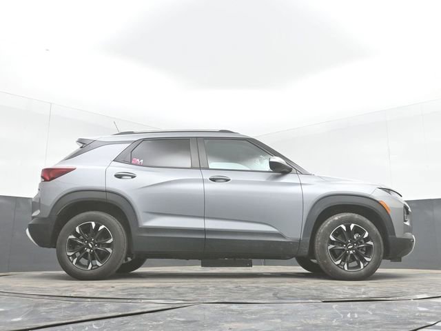 Used 2023 Chevrolet TrailBlazer LT FWD image 34