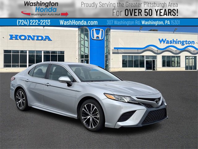 Used 2018 Toyota Camry SE w/ Moonroof Package image 1