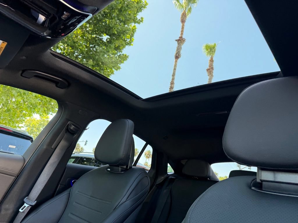 New 2026 Mercedes-Benz GLC 300 4MATIC image 2