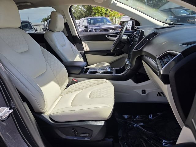 Certified 2024 Ford Edge Titanium AWD/4WD image 19