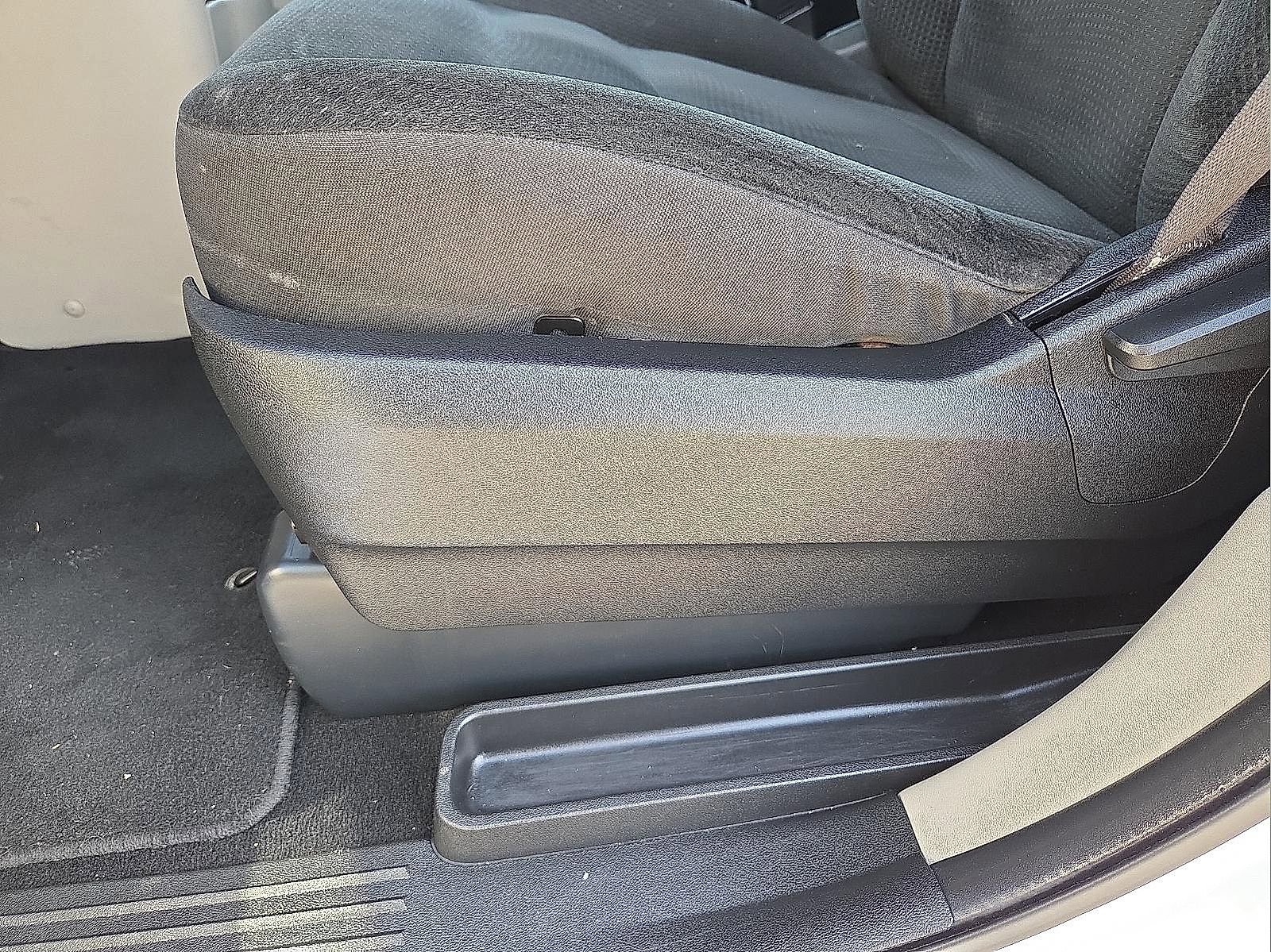 Used 2019 Dodge Grand Caravan SE image 14