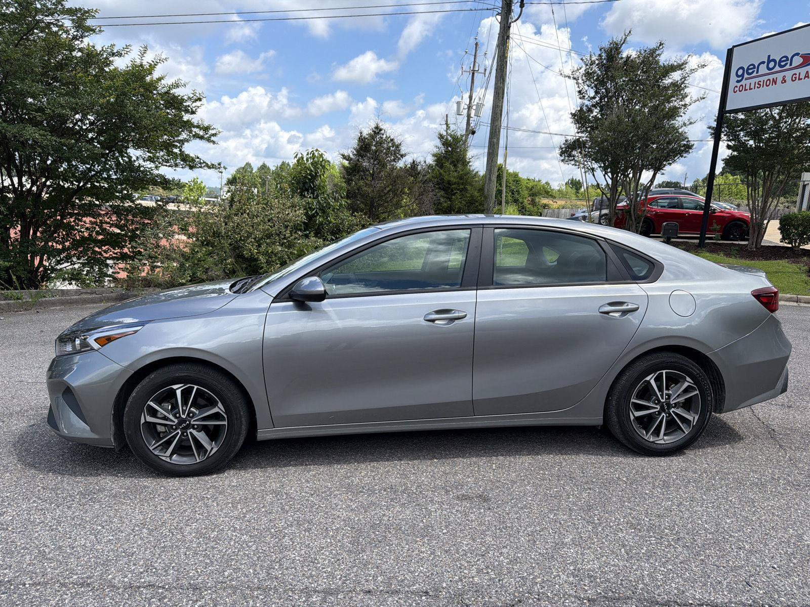 Used 2023 Kia Forte LXS FWD image 2