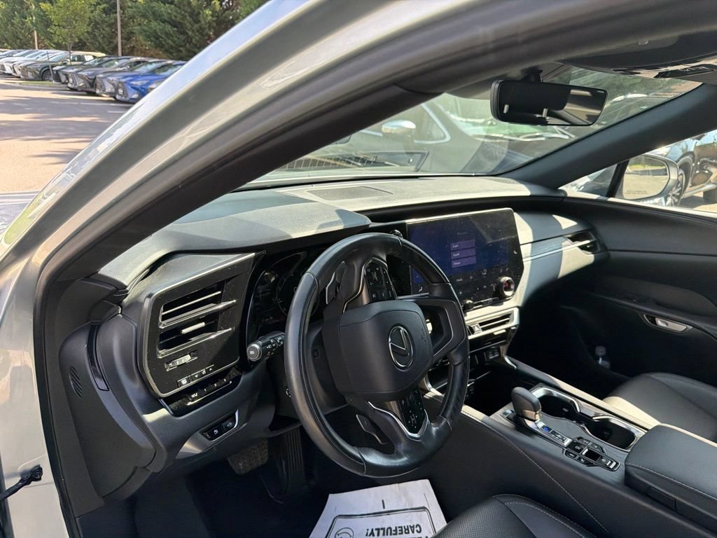 Used 2023 Lexus RX 350 Premium w/ Accessory Package AWD/4WD image 35