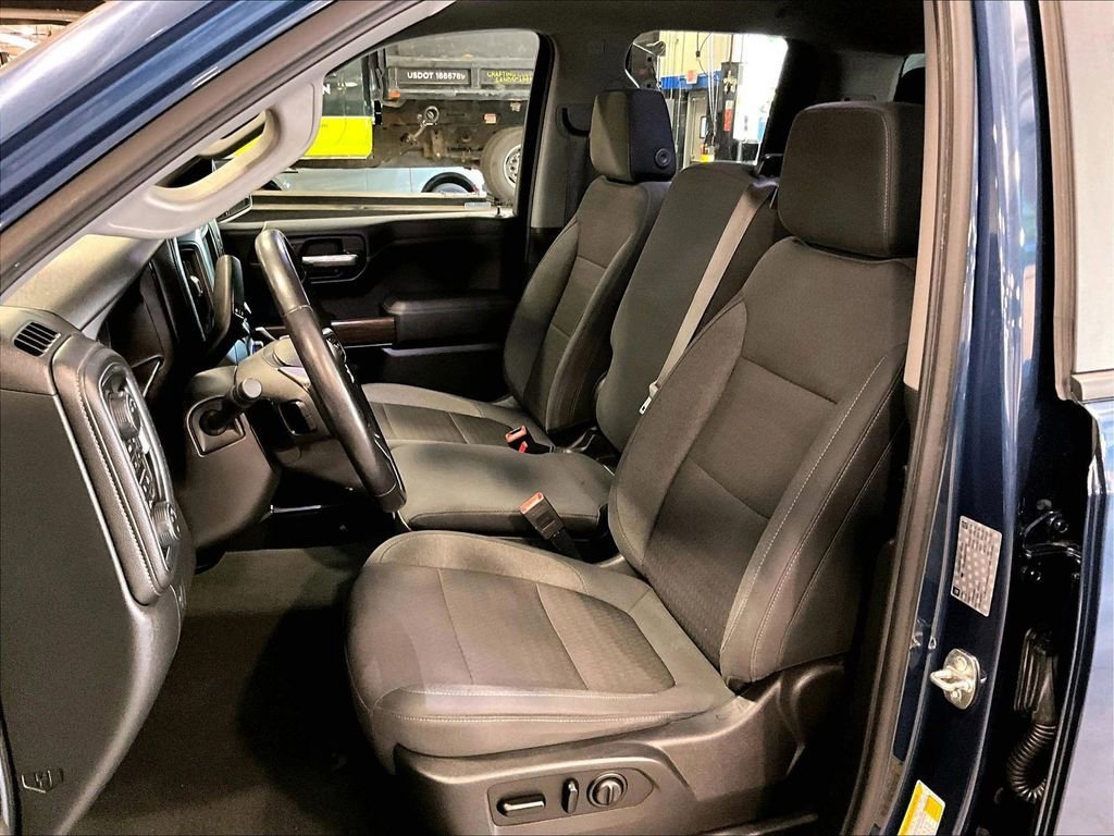 Used 2019 Chevrolet Silverado 1500 RST w/ All-Star Edition AWD/4WD image 10