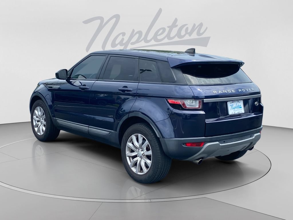 Used 2017 Land Rover Range Rover Evoque SE AWD/4WD image 3