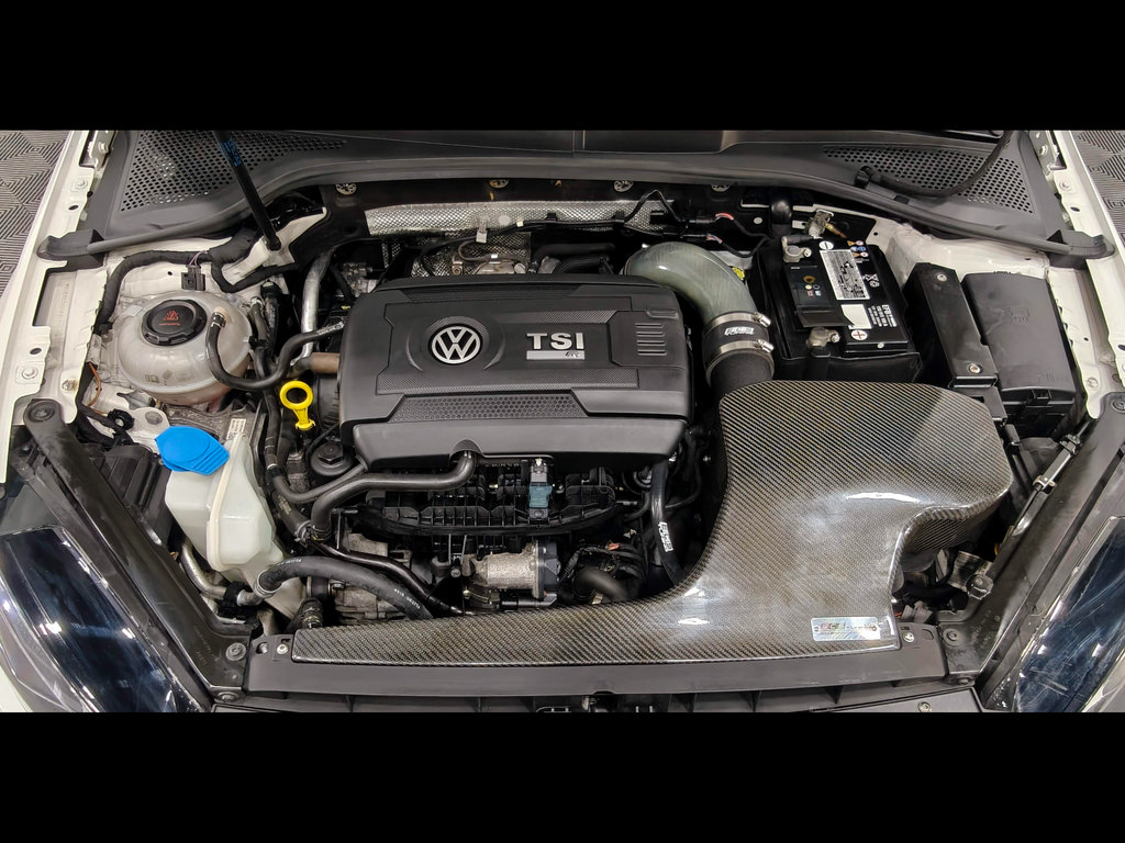 Used 2019 Volkswagen Golf R 4-Door AWD/4WD image 52