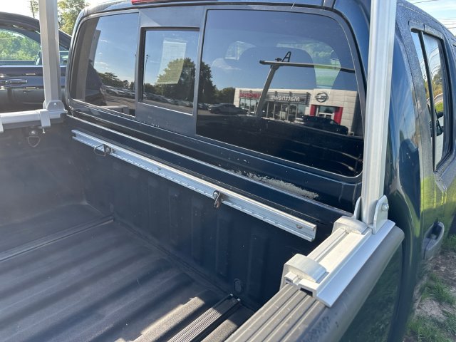 Used 2018 Nissan Frontier SV w/ Value Truck Package AWD/4WD image 34