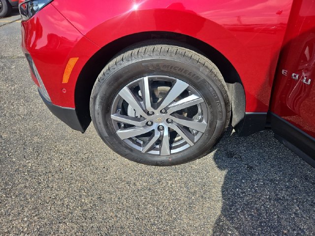 Used 2024 Chevrolet Equinox Premier FWD image 27