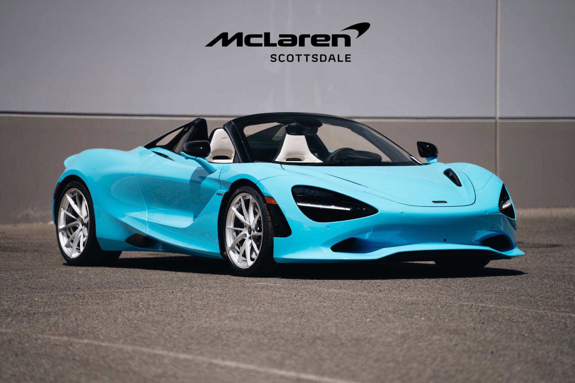 Used 2025 McLaren 750S Spider image 13