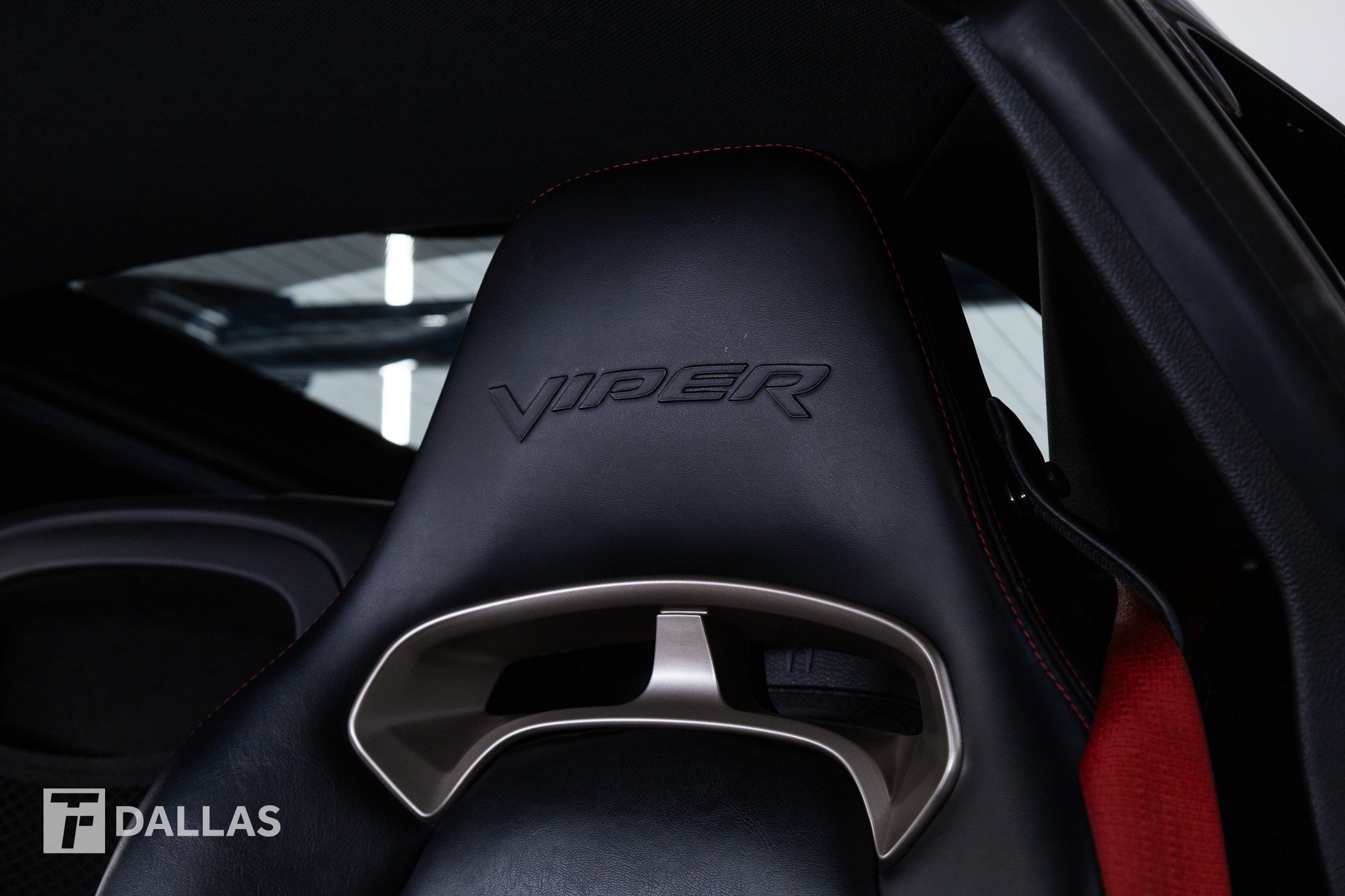 Used 2017 Dodge Viper ACR w/ Extreme Aero Package RWD image 29