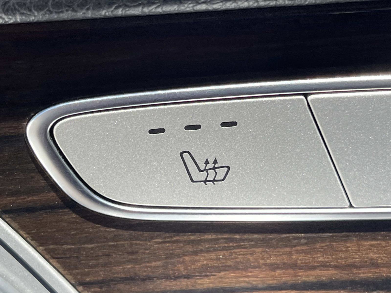 Certified 2021 Mercedes-Benz GLC 300 image 22
