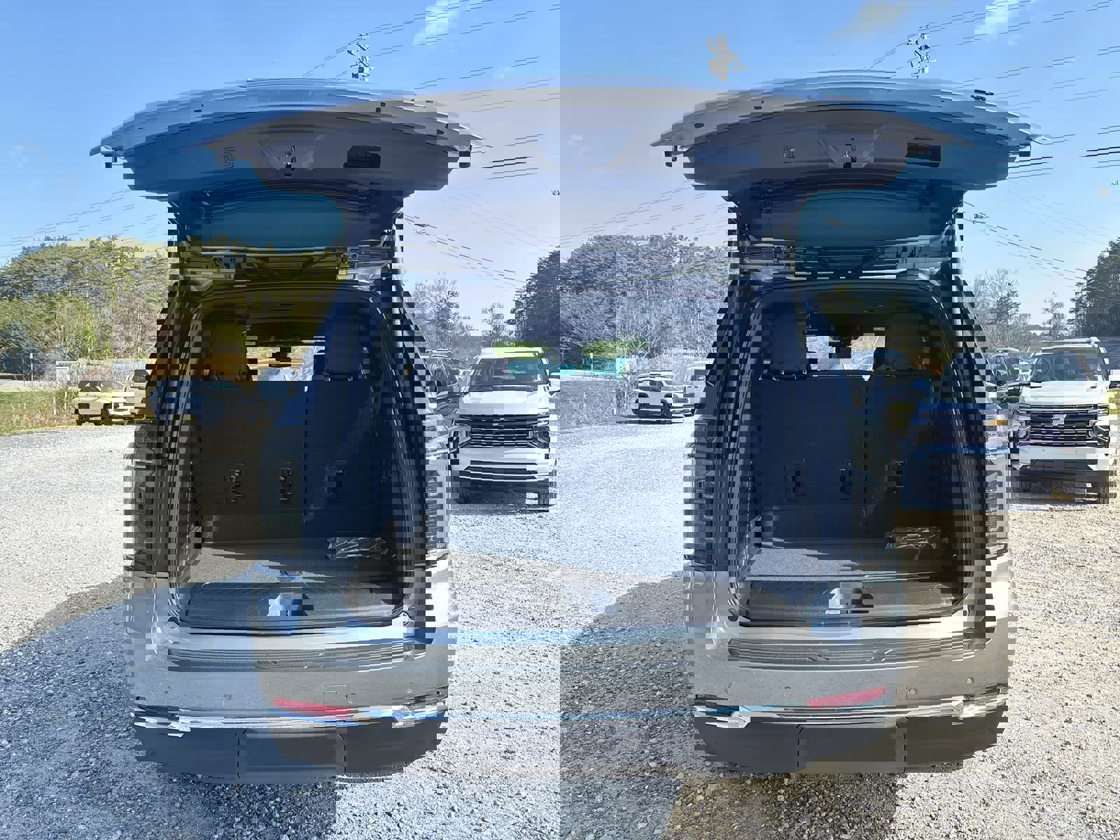 New 2026 Chevrolet Tahoe LT w/ Comfort Package image 26