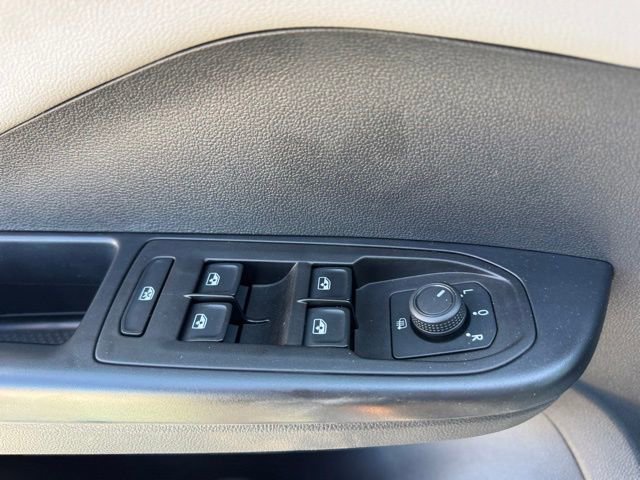 Used 2024 Volkswagen Taos SE AWD/4WD image 9