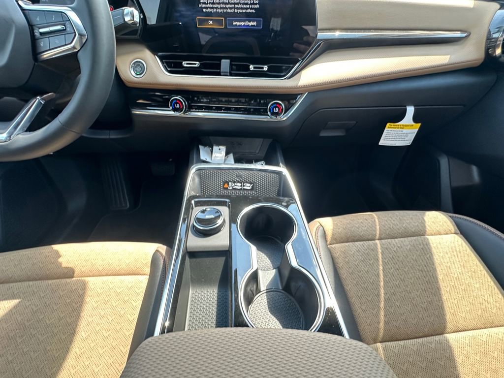 New 2026 Chevrolet Equinox ACTIV AWD/4WD image 11