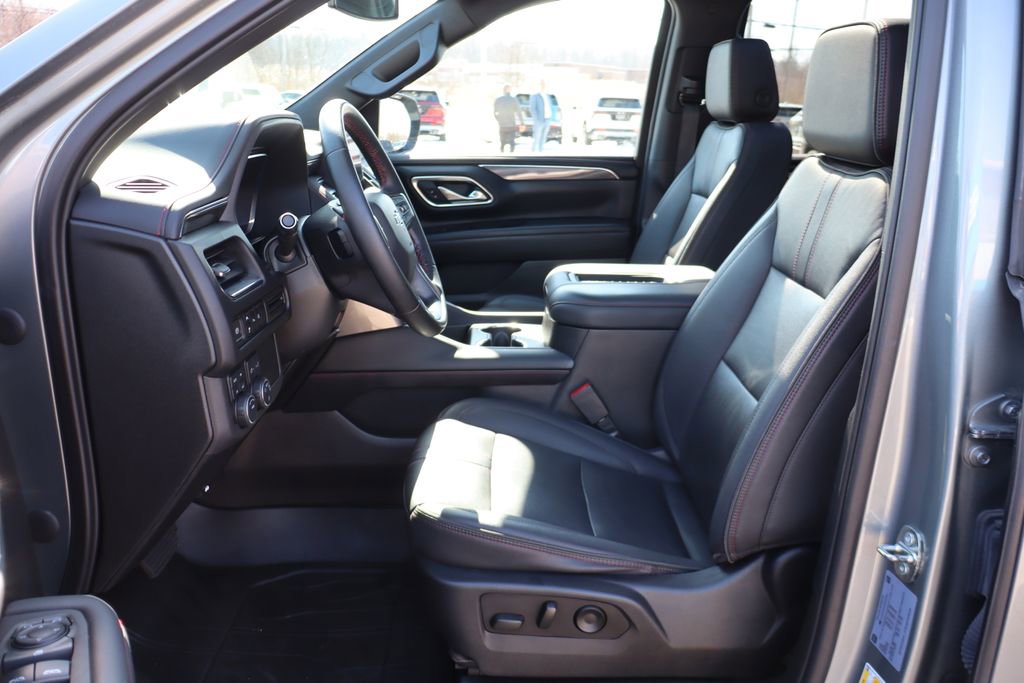 Used 2023 Chevrolet Tahoe RST image 11