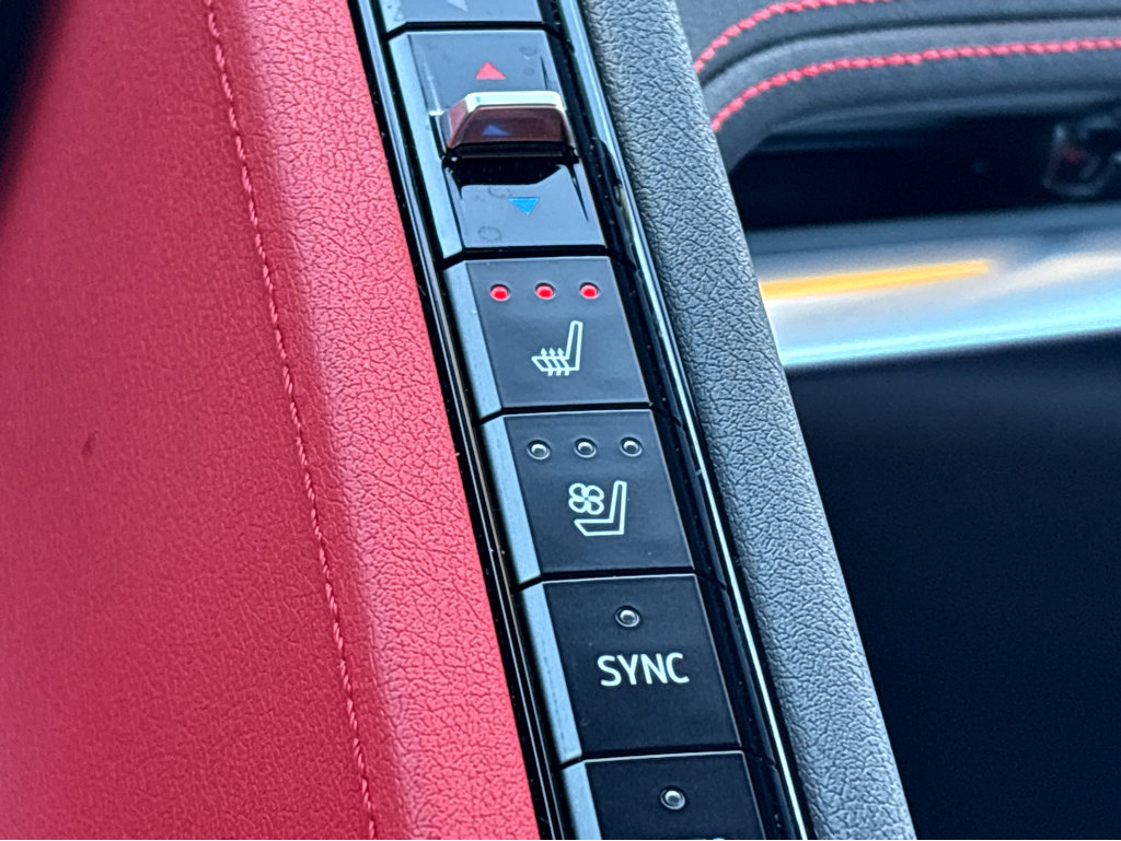 Used 2021 Chevrolet Corvette Stingray Preferred Cpe w/ Z51 Performance Package image 10