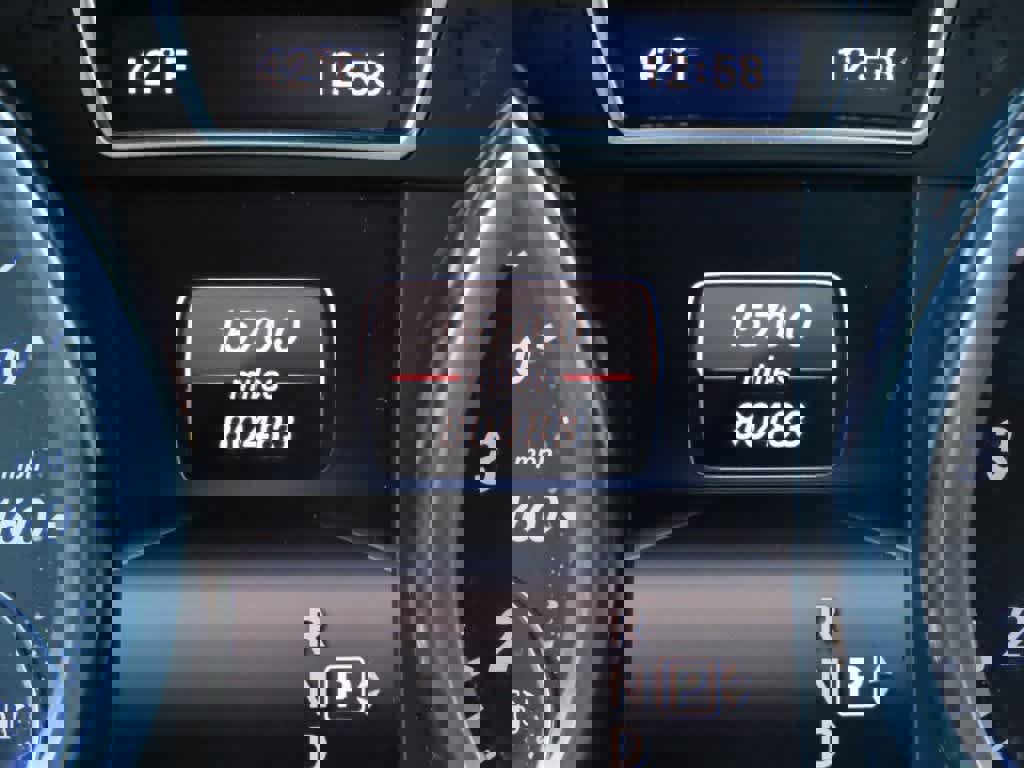 Used 2015 Mercedes-Benz ML 350 4MATIC image 29