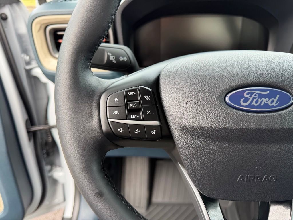 Used 2025 Ford Maverick Lariat w/ 4K Tow Package image 20